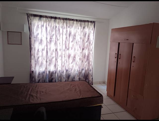 8 BEDROOM HOUSE FOR SALE IN BRANDWAG